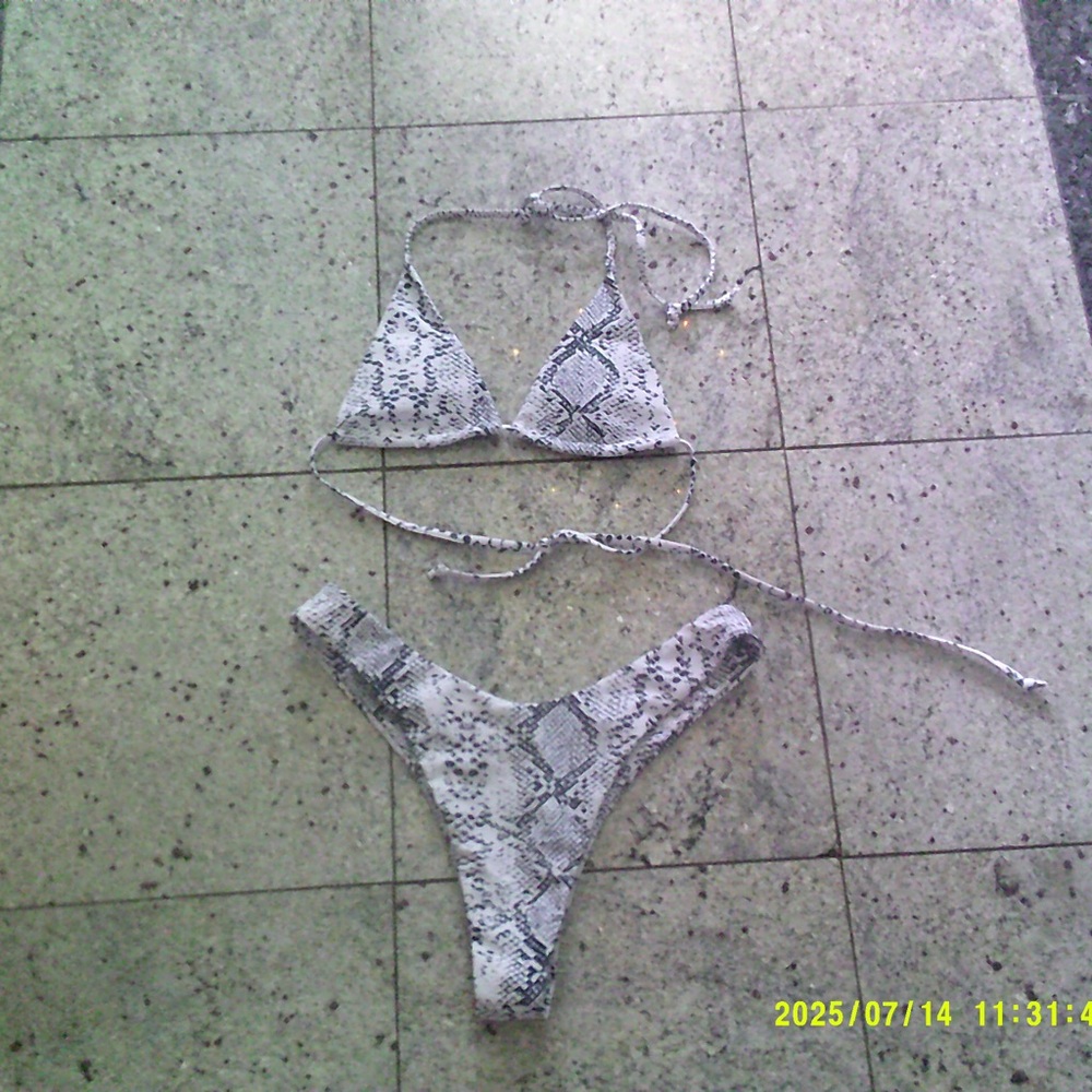 SHEIN Snake Print Bikini - Black and White